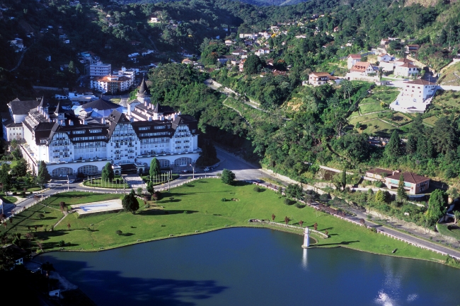 Hotéis em Petrópolis com Vista para as Montanhas: Uma Experiência Única